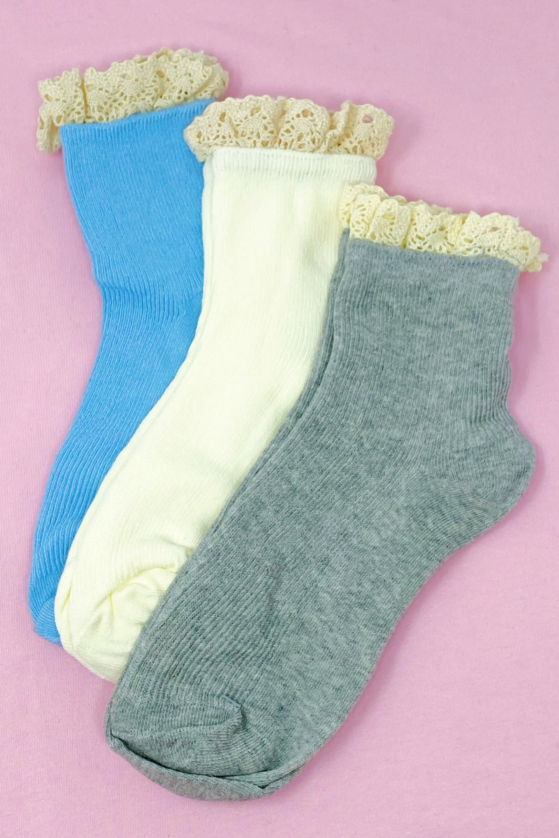 Lace Edge Sock Set